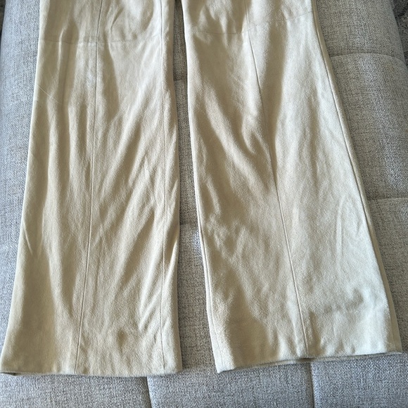 CARLISLE SUEDE ,CREAM, SOFT, FULLY LINED PANTS, SIZE 4 - Picture 8 of 14